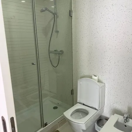 Moradia Familiar E Aconchegante Em 펜션 Canecas