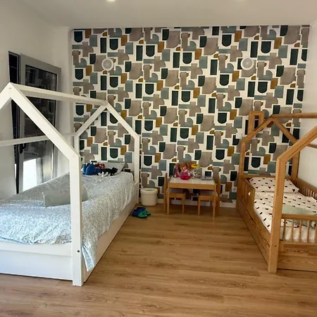 Ferienhaus Moradia Familiar E Aconchegante Em Canecas