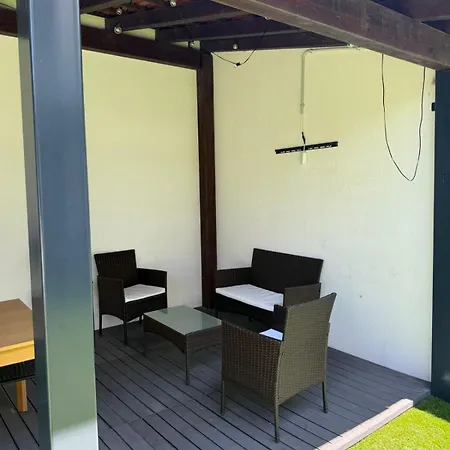 Moradia Familiar E Aconchegante Em 펜션 *